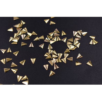 ネイルパーツ メタルパーツ 三角形 3.6×4mm ゴールド【約500ヶ】