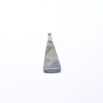 天然石チャーム ラブラドライト　ペンダント　三角形　ロジウム (1ヶ)