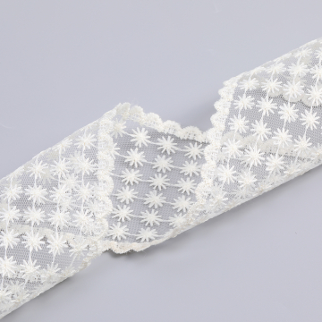 ホワイトラッセルレースリボン ポリエステルリボン レースリボン 服飾資材 ラッピングリボン 手作りヘアリボン幅約8cm ベージュ（50cm）