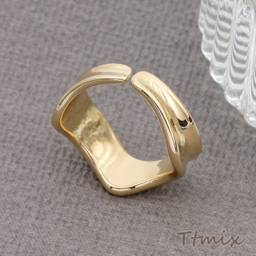 デザインリング 指輪 幅約10mm ゴールド（1ヶ）