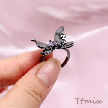 レディスリング 指輪 ジルコニア付き 蝶 幅約24mm（1ヶ）